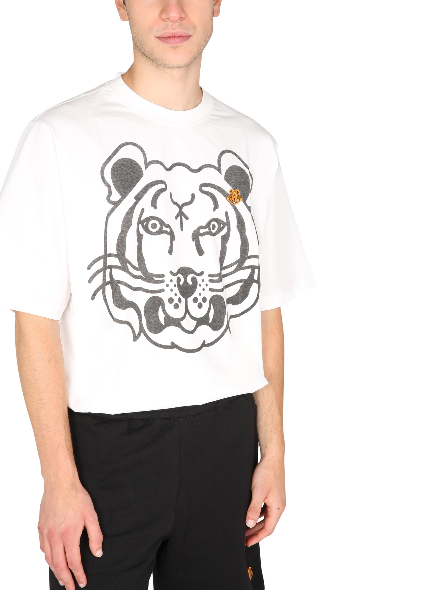 converse black jeans