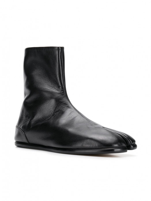 leather tabi boots