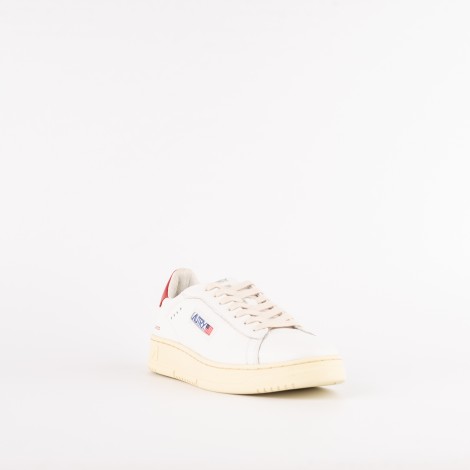 Sneakers dettaglio rosso