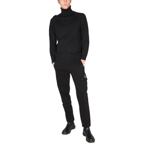 ma.strum turtleneck