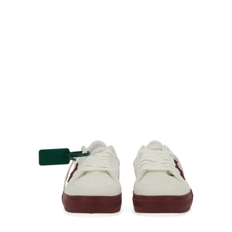 off-white low vulcanized sneaker