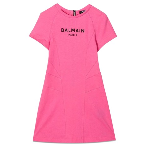 balmain abito con logo
