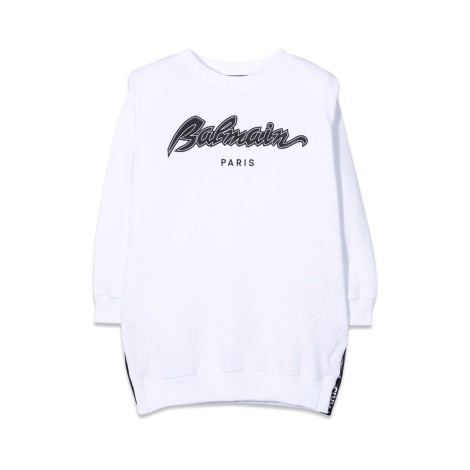 balmain abito con logo