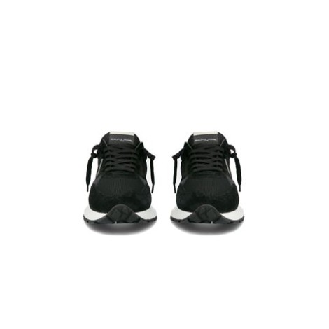 Sneakers ANTIBES di Philippe Model, da uomo, colore nero. Modello con tomaia in pelle di vitello colore nero. Parte posteriore con logo e suola a contrasto. Caratterizzato dal logo scudetto sul lato della scarpa. 