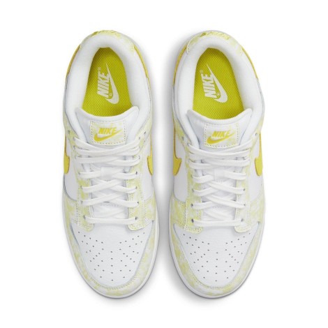 Nike Dunk Low Yellow Strike (W)