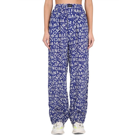 balenciaga pants with logo