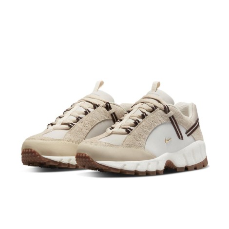 Nike Air Humara LX Jacquemus Light Bone Gold (W)