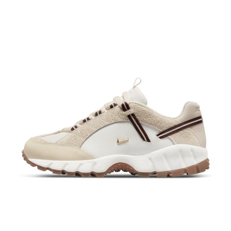 Nike Air Humara LX Jacquemus Light Bone Gold (W)