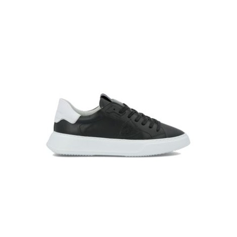 Sneakers TEMPLE di Philippe Model, da uomo, colore nero. Modello con tomaia in pelle di vitello colore nero. Parte posteriore con logo e suola a contrasto. Caratterizzato dal logo scudetto sul lato della scarpa. 