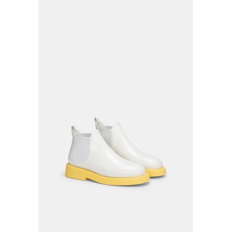 Marsèll Gommello White Beatles