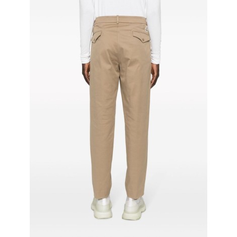 MONCLER pantaloni chino slim fit in cotone beige con patch logo Moncler