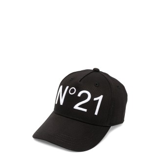 n°21 hat