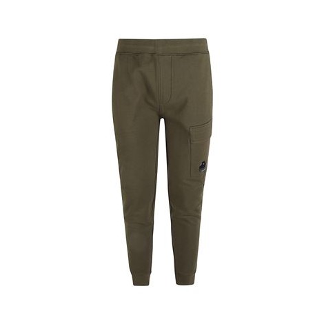 Pantalone CP COMPANY cargo in felpa  di colore verde militare  modello Diagonal Raised Fleece Track, con elastico in vita e alle caviglie, con tasca laterale e logo in rilievo. 