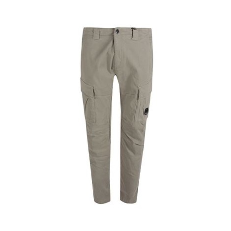 Pantaloni ergonomic fit tinti in capo colore grigio con due ampie tasche modello cargo, di cui una con C.P. Company Lens.    