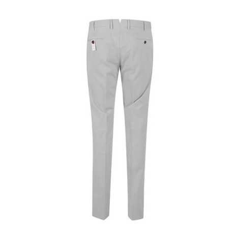Pantalone di Pt Torino, da uomo, colore grigio. Modello superslim, caratterizzato da tasche anteriori e tasche posteriori a filetto e bottone. Chiusura con zip e bottone.  Vestibilità slim. 
