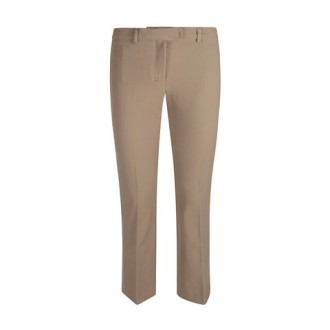 Pantalone UMANITA di Max Mara, colore cammello. Dalla silhouette leggermente svasata al fondo realizzato in tessuto elastico di misto cotone. 