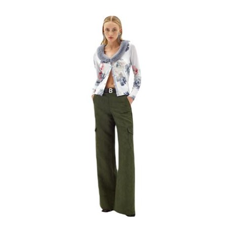 Pantaloni cargo  di Blugirl in tessuto jaquard con disegno a rose, linea morbida.   