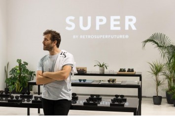 Retrosuperfuture