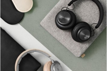 Bang & Olufsen