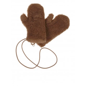 Max Mara mittens in warm fabric, a must-have of the season