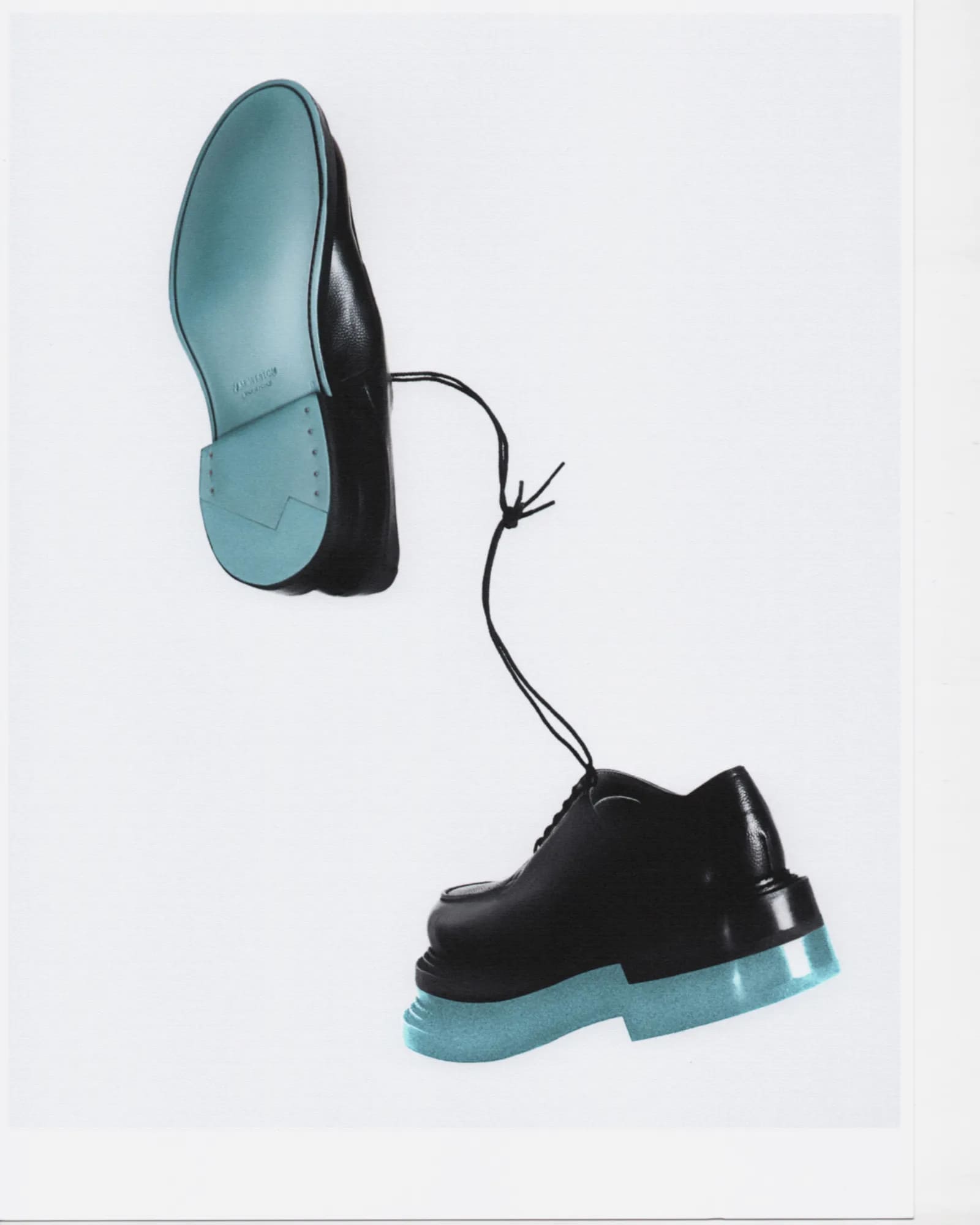 Mocassino in box calf azzurro della capsule J.M. Weston x 3.Paradis
