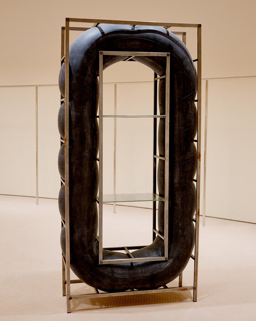 Alaïa Miami, the store's sculptural spaces · photo designboom