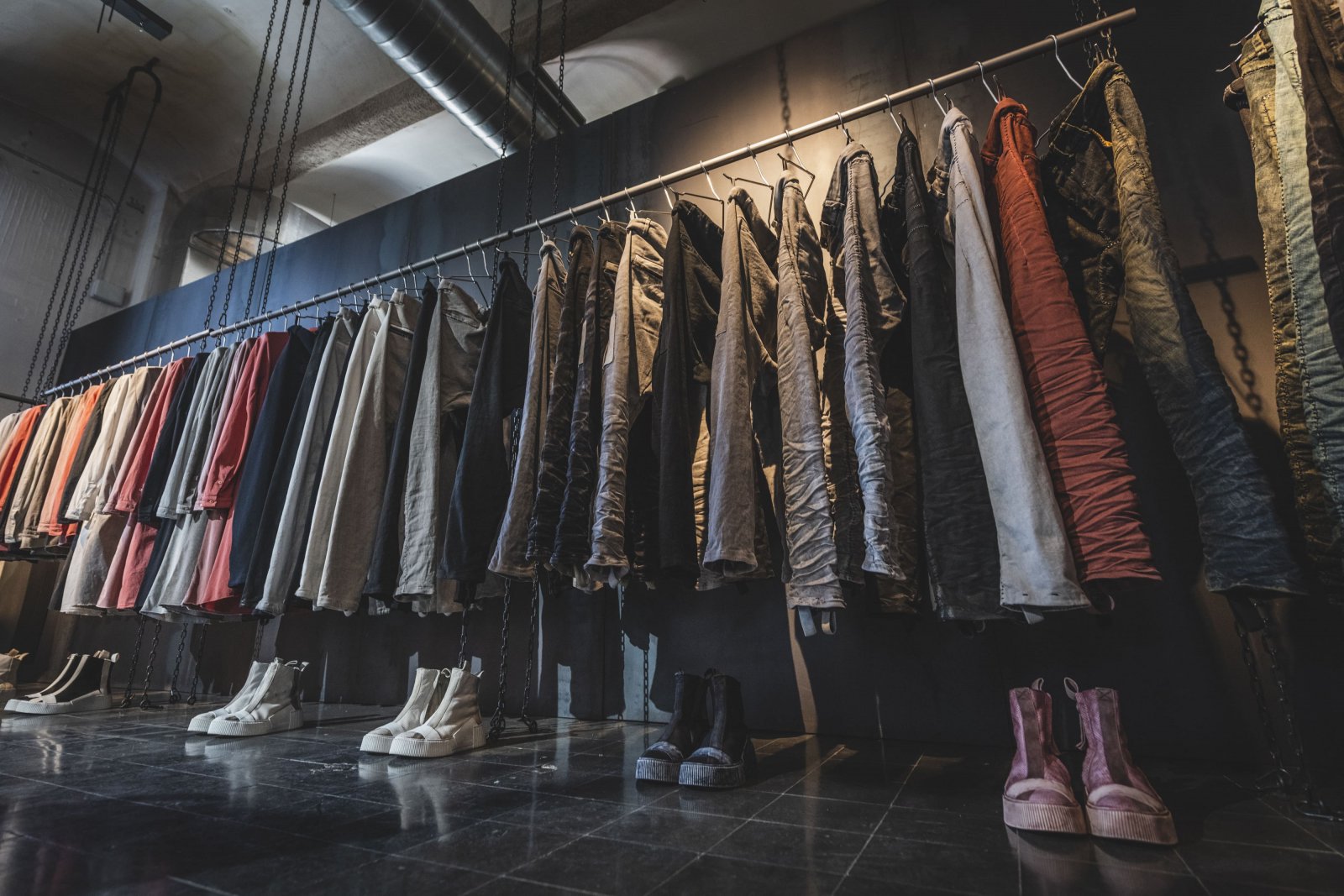 Boris Bidjan Saberi, lo showroom della Primavera-Estate 2023.