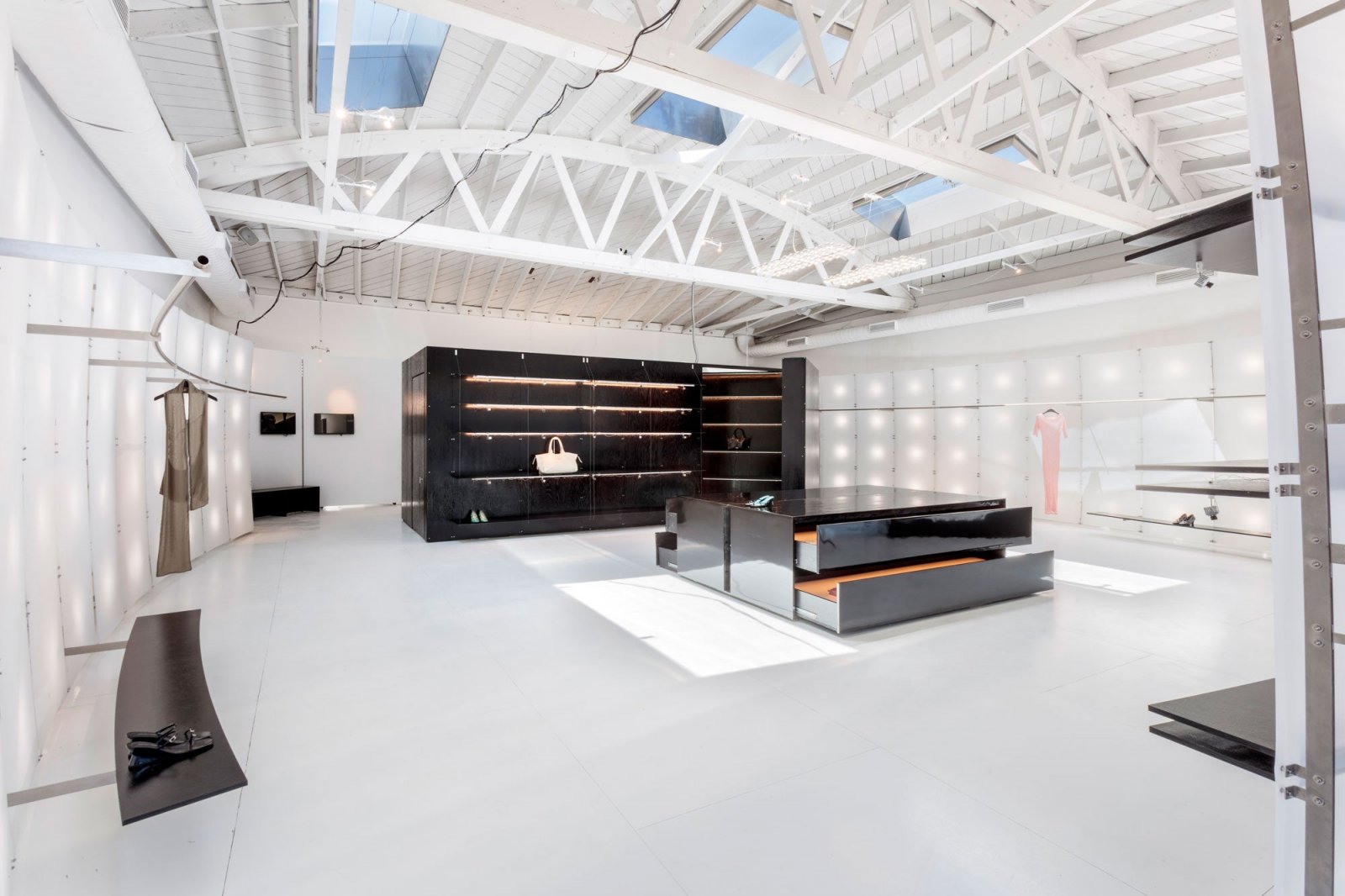 Paloma Wool Los Angeles, the interior designed by Max Milà