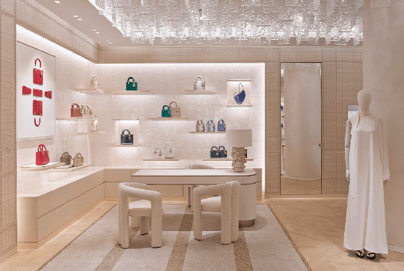 Exterior windows with Cannage motif at the Dior London boutique