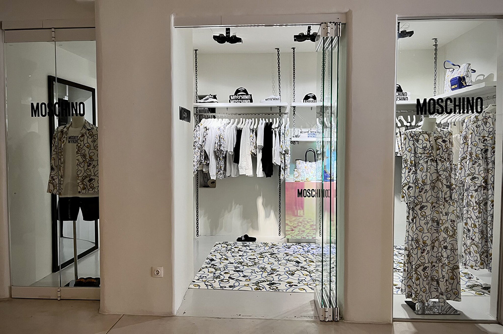 Moschino sbarca a Mykonos