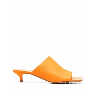 BOTTEGA VENETA Sabot open toe in pelle di agnello e pelle arancione carota