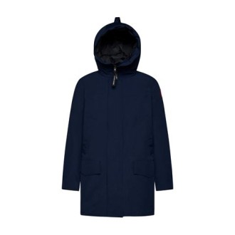 Giubbino LANGFORD, di CANADA GOOSE, da uomo, colore blu. Modello parka, con cappuccio imbottito regolabile. Caratterizzato da quattro tasche, due scaldamani e due con patte e chiusura in velcro. Polsini in maglia e cordino in vita. Vestibilità regolare. 