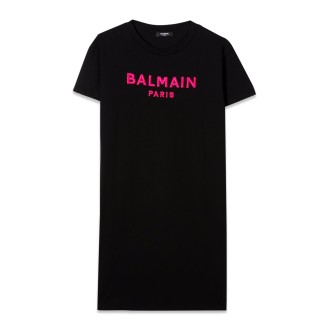 balmain abito con logo