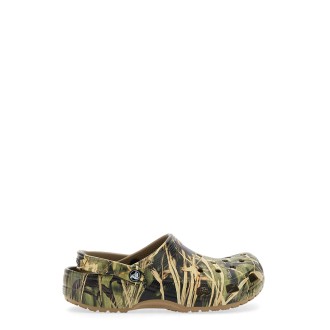 crocs clog with camouflage print