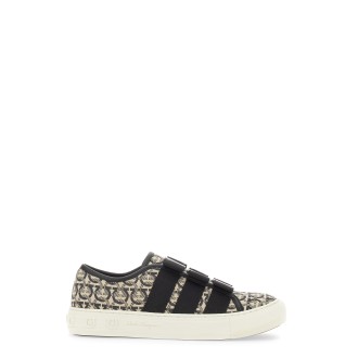 salvatore ferragamo vara bow sneaker