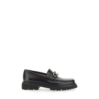 salvatore ferragamo moccasin gancini