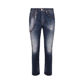 Jeans di Tramarossa, da uomo, colore denim. Modello slim caratterizzato da 5 tasche, sfumature di bianco e dettaglio catena laterale. Chiusura con zip e bottone. Vestibilità regolare. 