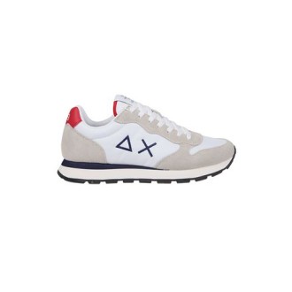 Sneakers di Sun68, da uomo, colore bianco. Modello stringato, realizzato in camoscio e nylon. Caratterizzato da logo laterale ricamato e suola in gomma. 