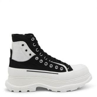 Alexander Mcqueen - Black Tread Slick Boots