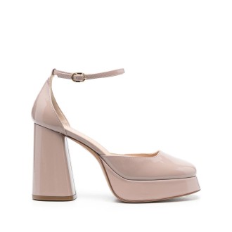 ROBERTO FESTA Nicla shoes