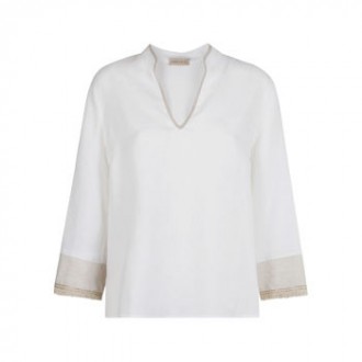 Camicia Bianca e Sabbia con dettaglio frangia sulla maniche