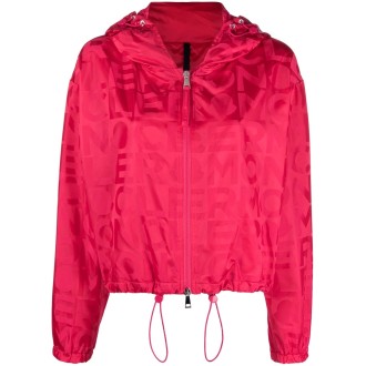 MONCLER Giacca a vento rosa fucsia satinata con logo Moncler all over