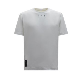 T-shirt di McQ, da uomo, colore bianco. Modello realizzato in cotone, girocollo e maniche corte. Vestibilità regular. Parte frontale con etichetta logo e micro applicazioni. 