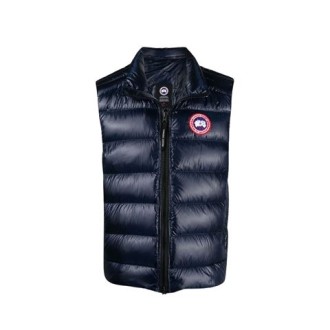 Gilet Crofton, di Canada Goose da uomo, color blu. Modello con design imbottito, collo alto, chiusura frontale con zip, senza maniche, due tasche laterali a soffietto e orlo dritto. Caratterizzato da applicazione frontale con logo. 