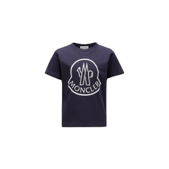 T-shirt girocollo di Moncler realizzata in jersey di colore blu maniche corte con grande stampa logata sul davanti. 