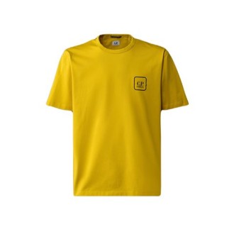 T-shirt di C.P. Company, da uomo, colore ocra. Modello girocollo e maniche corte. Logo sul petto e stampa grafica sul retro. 