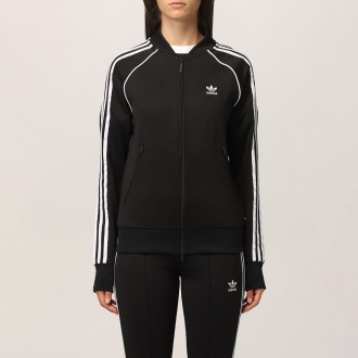 Th Opera Crema Adidas Store Osaka Escuchando Nuestra Compania Hueco