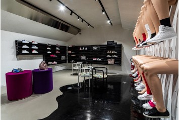 adidas store milan square xxiv maggio