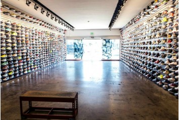 YEEZY stores in Los Angeles | SHOPenauer