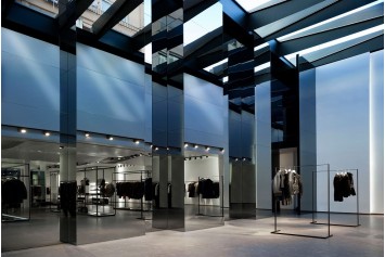 balenciaga store barcelona